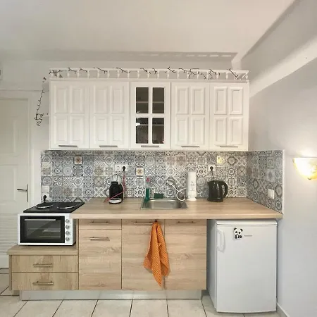 Gem Downtown Apartman